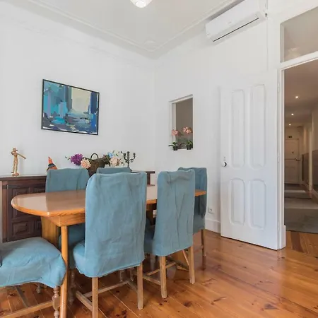 Lovelystay - Peaceful Living - Heart Of The アパート *