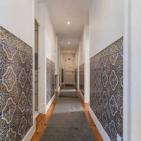 アパート Lovelystay - Peaceful Living - Heart Of The リスボン