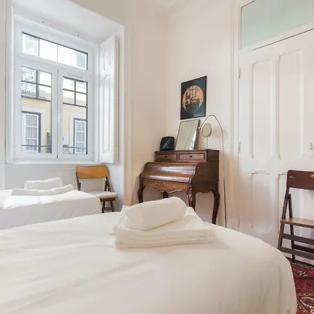 Lovelystay - Peaceful Living - Heart Of The アパート