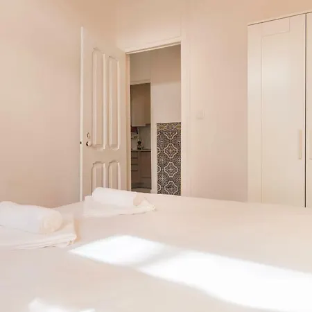 Lägenhet Lovelystay - Peaceful Living - Heart Of The *